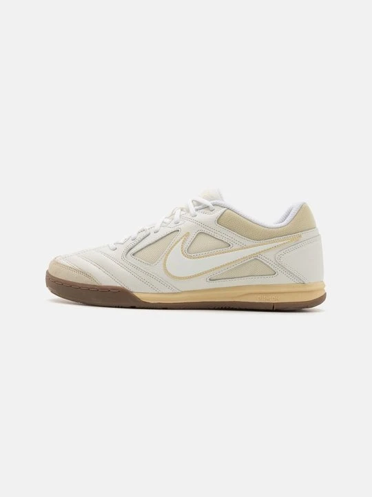 Zdjęcie produktu Sneakersy niskie Nike mleczny