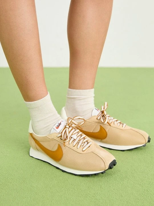 Zdjęcie produktu Sneakersy niskie Nike beżowy
