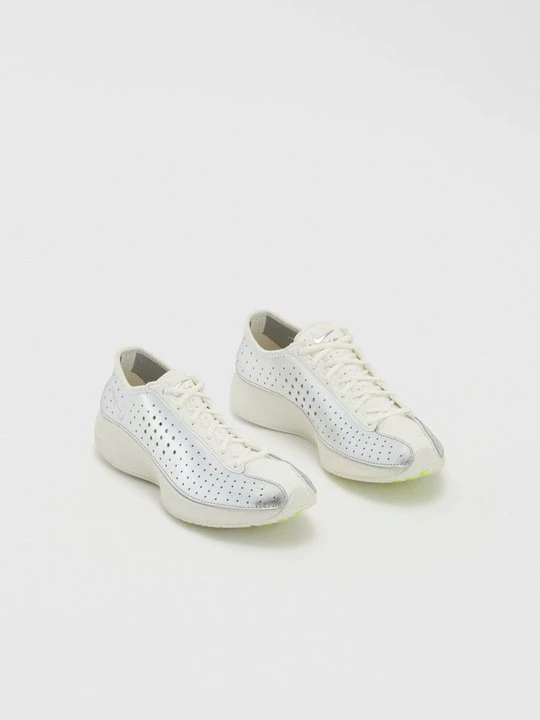 Zdjęcie produktu Sneakersy niskie Nike srebrny