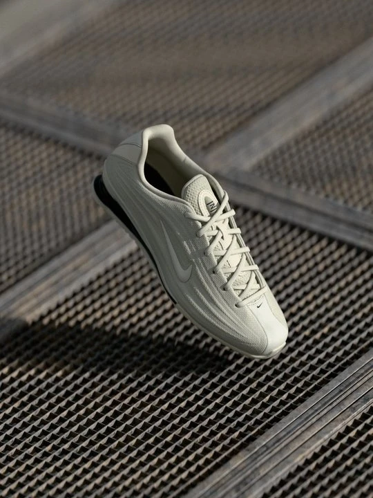 Zdjęcie produktu Sneakersy niskie Nike mleczny