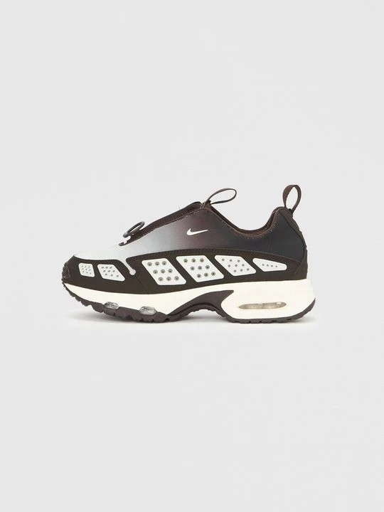 Zdjęcie produktu Sneakersy niskie Nike ciemnobrązowy