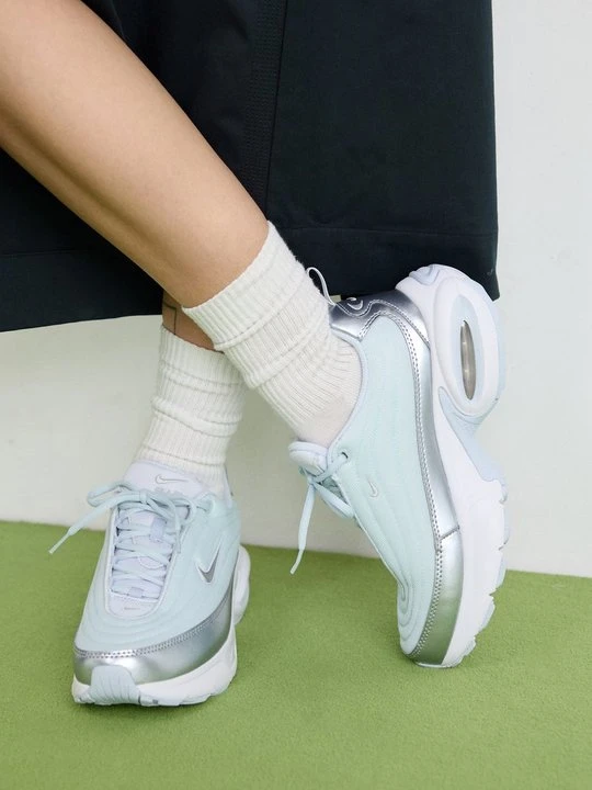 Zdjęcie produktu Sneakersy niskie Nike jasnoniebieski