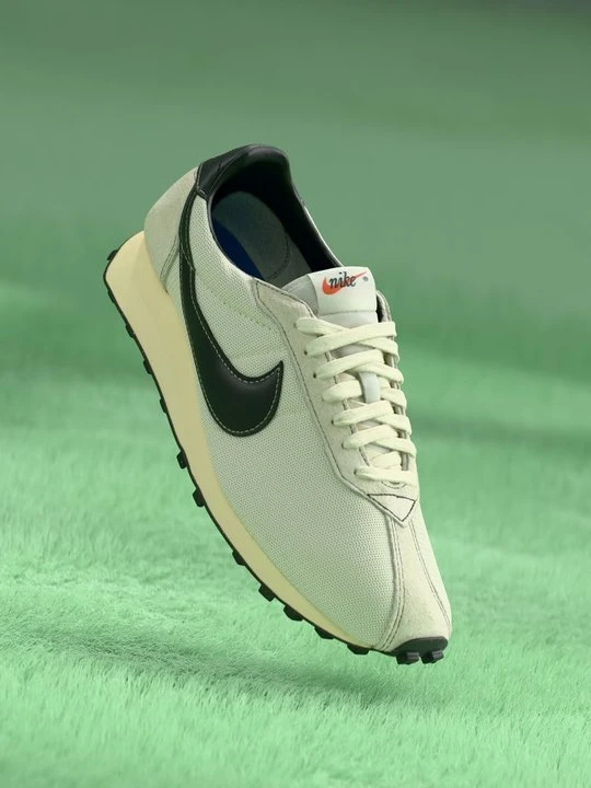 Zdjęcie produktu Sneakersy niskie Nike mleczny