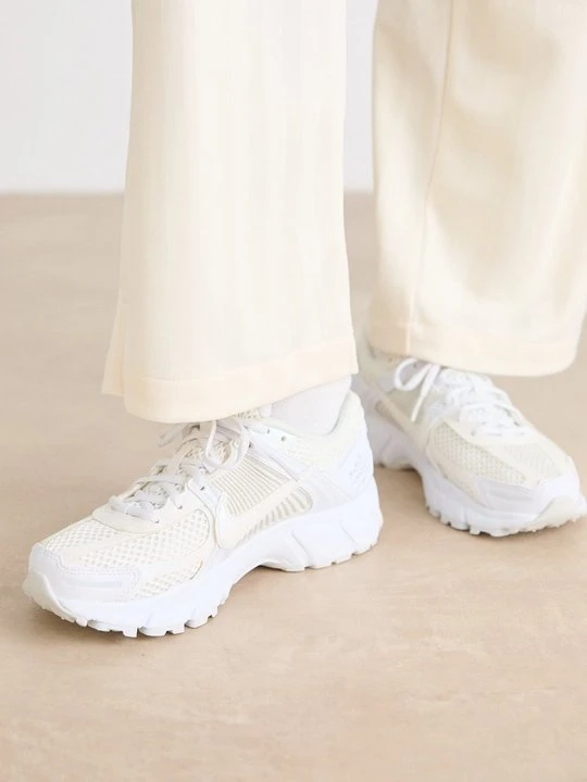Zdjęcie produktu Sneakersy niskie Nike biały