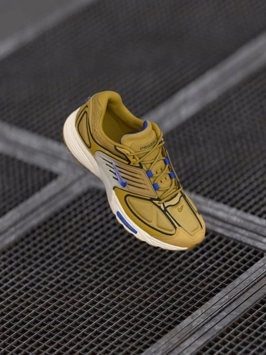 Zdjęcie produktu Sneakersy niskie Nike złoty