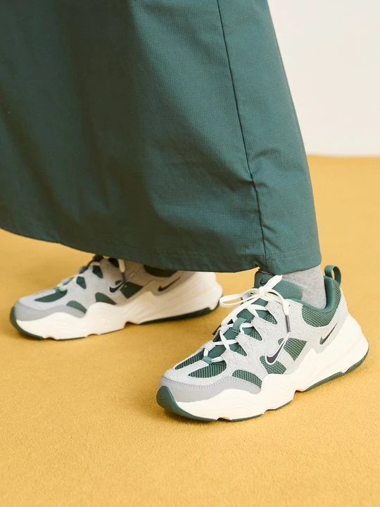 Zdjęcie produktu Sneakersy niskie Nike szary