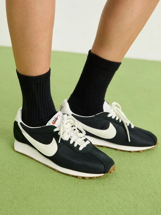 Zdjęcie produktu Sneakersy niskie Nike czarny