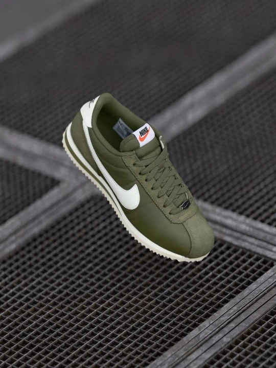 Zdjęcie produktu Sneakersy niskie Nike oliwkowy