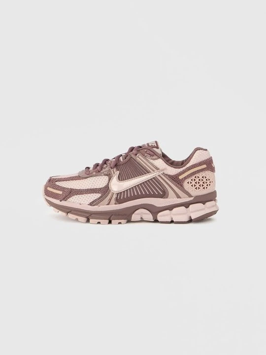 Zdjęcie produktu Sneakersy niskie Nike ciemnoliliowy