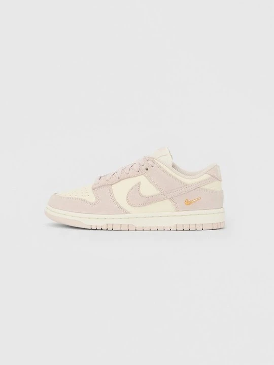Zdjęcie produktu Sneakersy niskie Nike mleczny