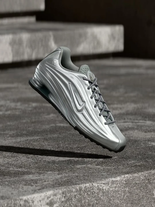 Zdjęcie produktu Sneakersy niskie Nike srebrny