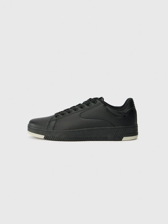 Zdjęcie produktu Sneakersy niskie Pier One czarny