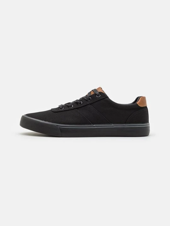 Zdjęcie produktu Sneakersy niskie Pier One czarny