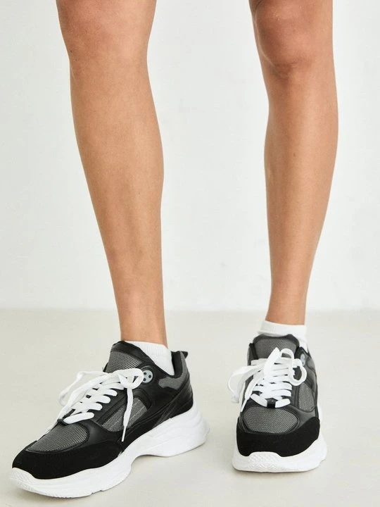 Zdjęcie produktu Sneakersy niskie Raid czarny