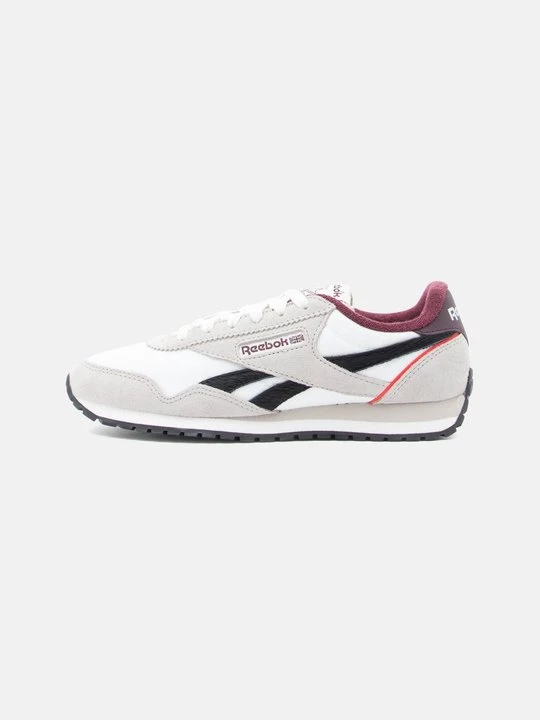Zdjęcie produktu Sneakersy niskie Reebok mleczny