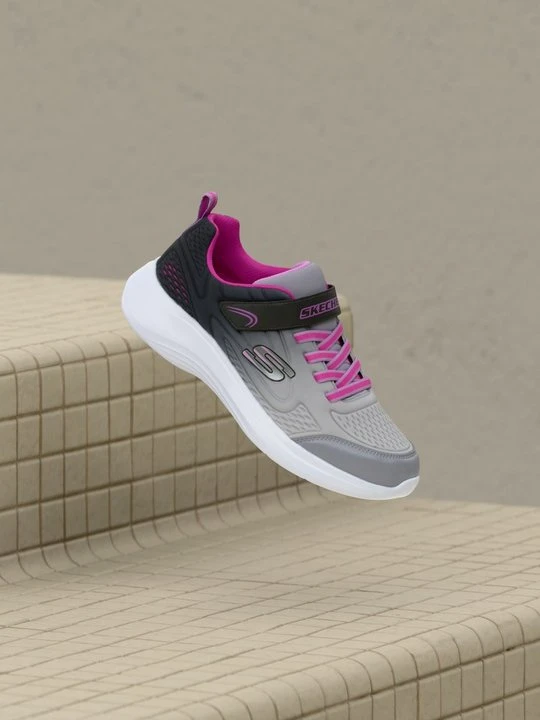 Zdjęcie produktu Sneakersy niskie Skechers srebrny