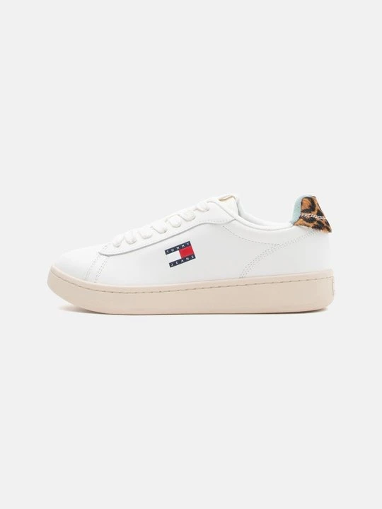 Zdjęcie produktu Sneakersy niskie Tommy Jeans mleczny