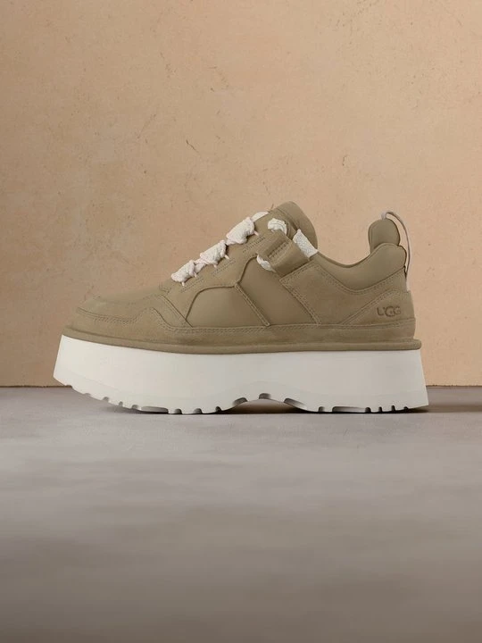 Zdjęcie produktu Sneakersy niskie UGG piaskowy
