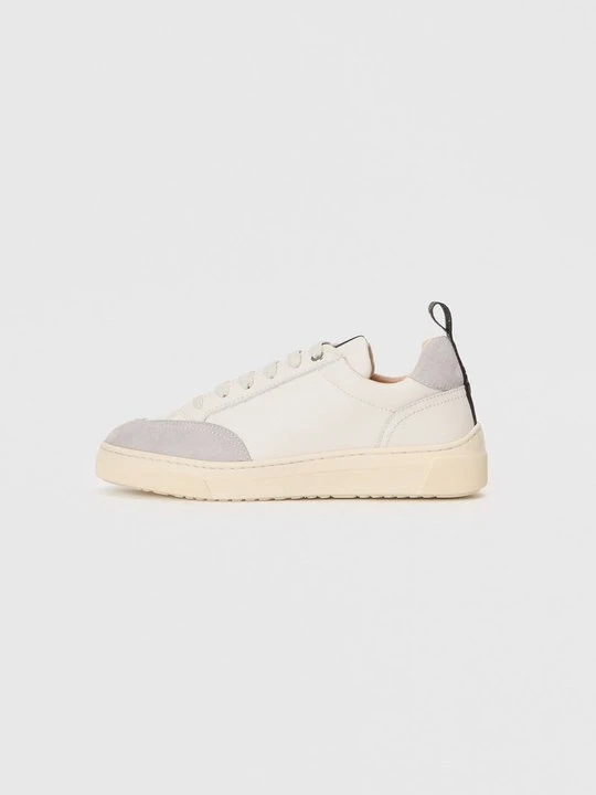 Zdjęcie produktu Sneakersy niskie Unisa mleczny
