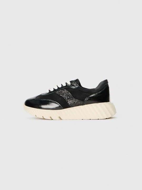 Zdjęcie produktu Sneakersy niskie Unisa czarny