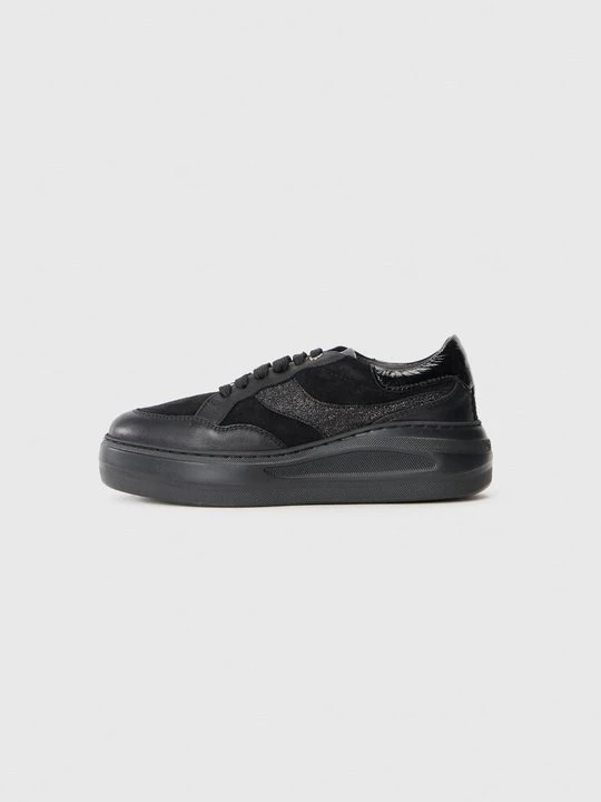 Zdjęcie produktu Sneakersy niskie Unisa czarny