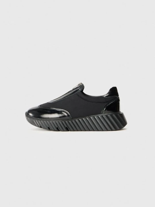 Zdjęcie produktu Sneakersy niskie Unisa czarny