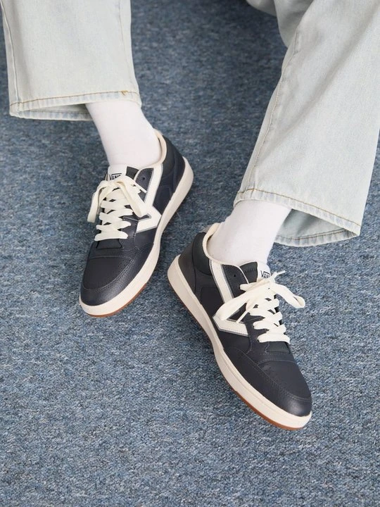Zdjęcie produktu Sneakersy niskie Vans antracytowy