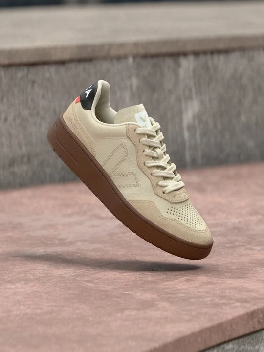 Zdjęcie produktu Sneakersy niskie Veja beżowy