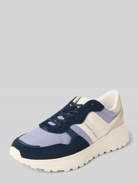 Zdjęcie produktu Sneakersy niskie z detalem z logo i sznurowaniem Tommy Jeans Ciemnoniebieski