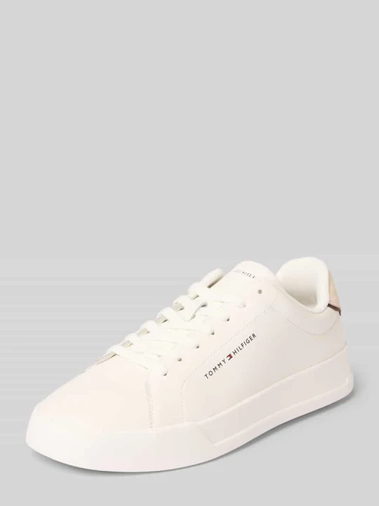 Zdjęcie produktu Niskie sneakersy z prawdziwej skóry model 'TH COURT' Tommy Hilfiger Écru