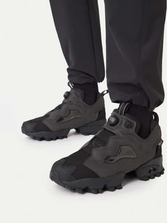 Zdjęcie produktu Sneakersy Reebok EO- INSTAPUMP FURY 94 WINTER 100230812 Czarny