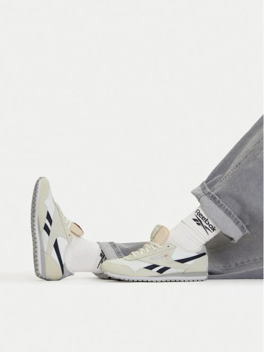 Zdjęcie produktu Sneakersy Reebok EOSS-CLASSIC AZ 100208830 Biały
