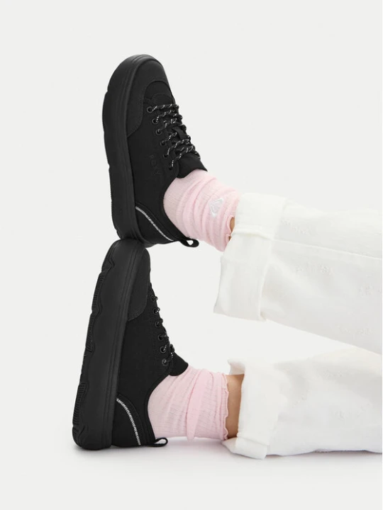 Zdjęcie produktu Sneakersy Roxy CEOB-V12-1222 Czarny