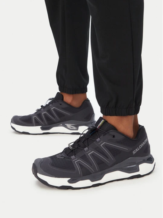 Zdjęcie produktu Sneakersy Salomon Xc Roam L49124400 Czarny