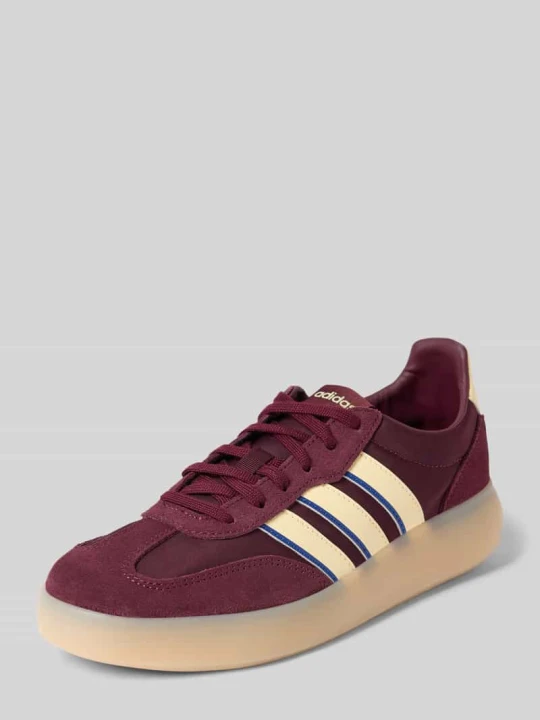 Zdjęcie produktu Sneakersy skórzane z napisem z logo model ‘BARREDA DECODE’ Adidas Orzechowy