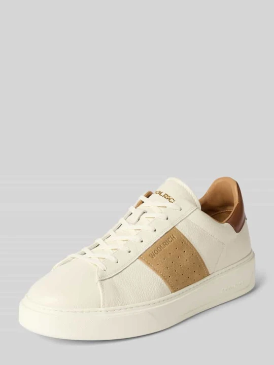 Zdjęcie produktu Sneakersy ze skóry z sznurowaniem Woolrich Złamany biały