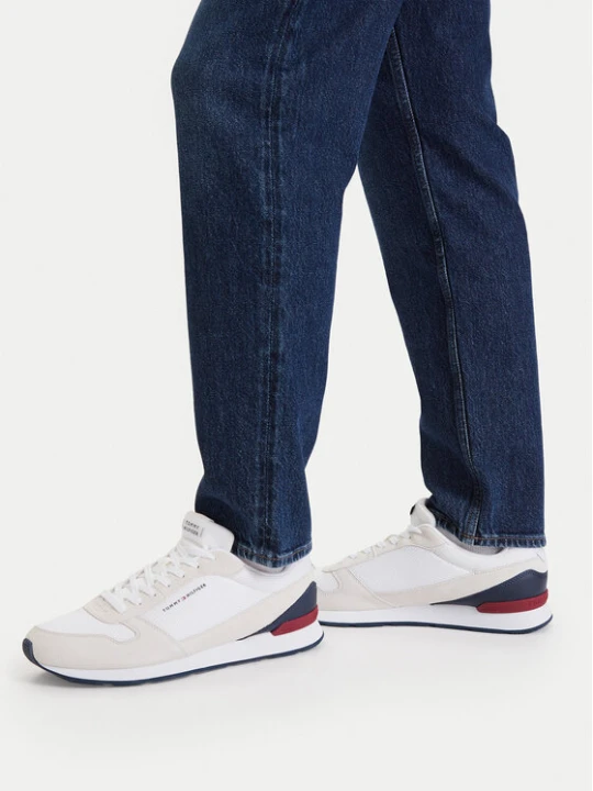 Zdjęcie produktu Sneakersy Tommy Hilfiger Light Eva Runner FM0FM05907 Biały