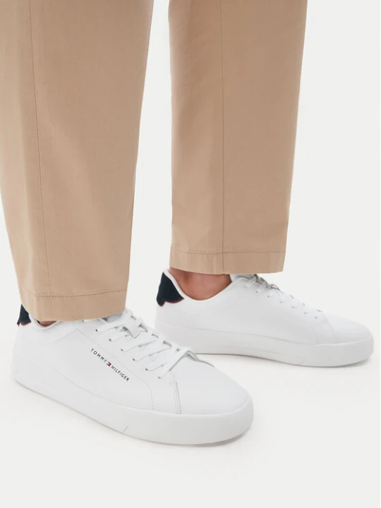 Zdjęcie produktu Sneakersy Tommy Hilfiger Th Court Lth Detail Ess FM0FM05367 Biały