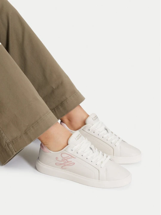 Zdjęcie produktu Sneakersy Tommy Hilfiger Th Icon Court Script FW0FW09363 Biały