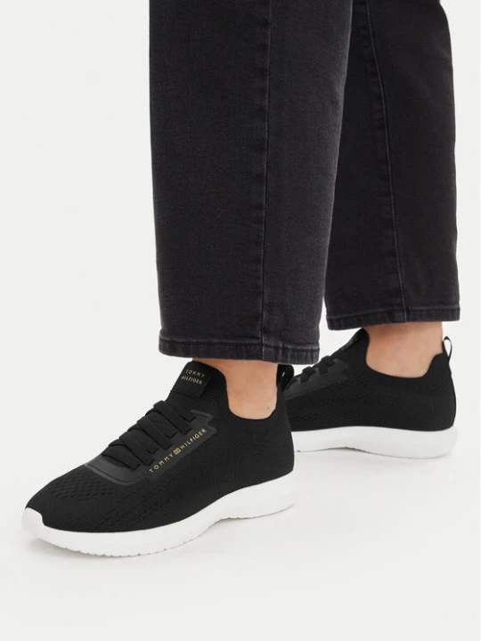 Zdjęcie produktu Sneakersy Tommy Hilfiger Th Knit Extralight Runner FW0FW09112 Czarny