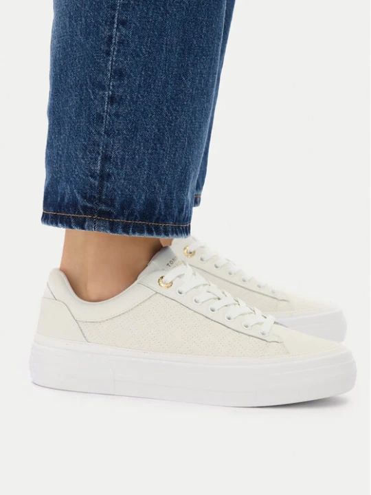 Zdjęcie produktu Sneakersy Tommy Hilfiger Th Platform Sneaker Quilted FW0FW09265 Écru Kremowy