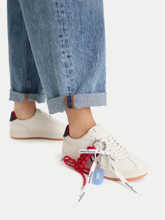 Zdjęcie produktu Sneakersy Tommy Jeans Archive '98 Charms EN0EN03032 Écru Kremowy