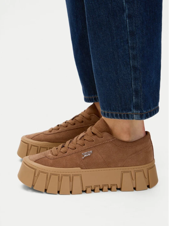 Zdjęcie produktu Sneakersy Tommy Jeans Platform Sneaker EN0EN03132 Brązowy