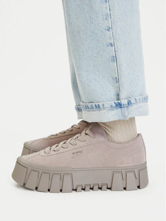 Zdjęcie produktu Sneakersy Tommy Jeans Platform Sneaker EN0EN03132 Szary