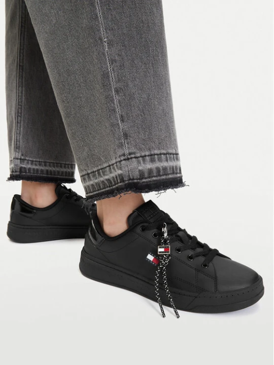 Zdjęcie produktu Sneakersy Tommy Jeans Tjw Logo Sneaker EN0EN03129 Czarny
