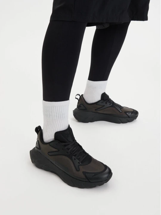 Zdjęcie produktu Sneakersy Under Armour UA Aura Ripstop 6008992 002 Czarny