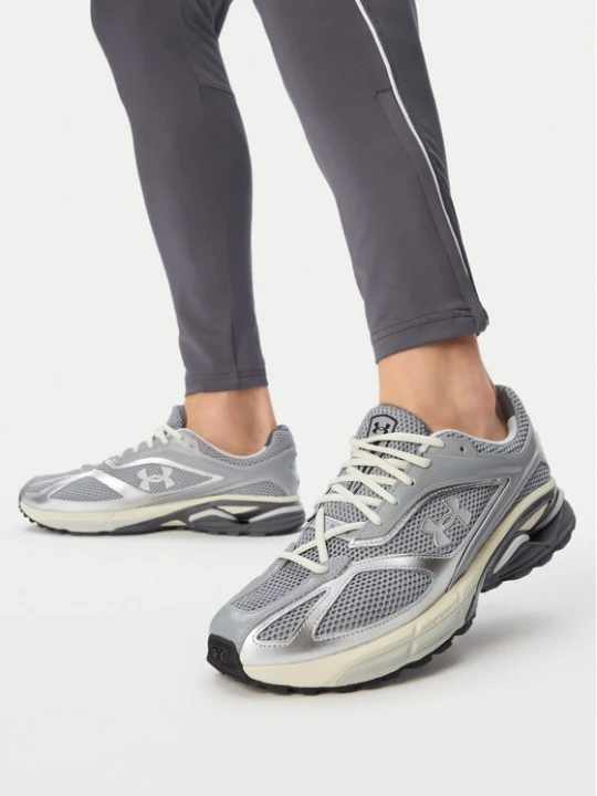 Zdjęcie produktu Sneakersy Under Armour UA HOVR Apparition RTRFTR TC 3027595 Szary