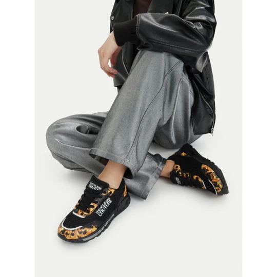 Zdjęcie produktu Sneakersy Versace Jeans Couture 80VA3SA3 ZSD98 Czarny