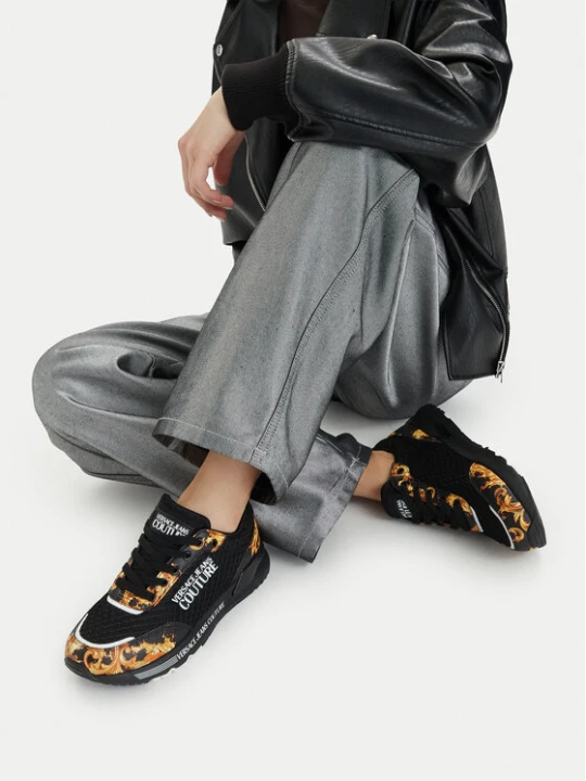 Zdjęcie produktu Sneakersy Versace Jeans Couture 80VA3SA3 ZSD98 Czarny