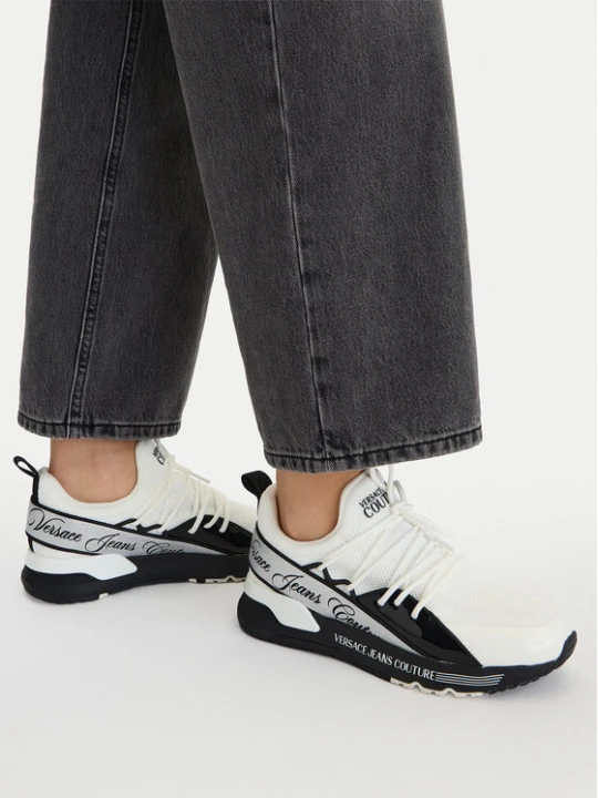 Zdjęcie produktu Sneakersy Versace Jeans Couture 80VA3SA8 Biały